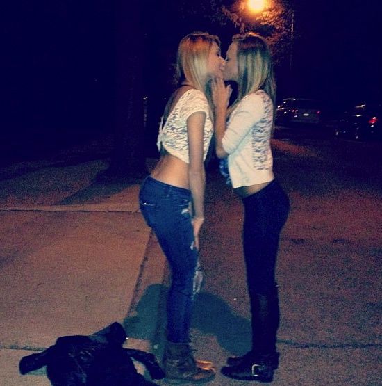 Hot rookie party photo with a superb lesbian athletic body