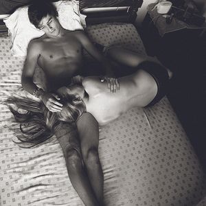 Stunning brunette in hot pic