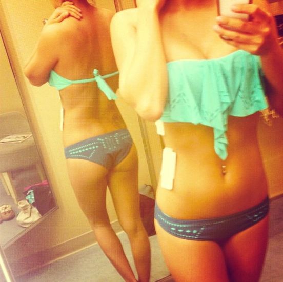 so sexy, perfect body. perky tits and tight firm ass