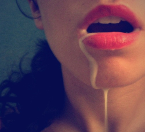 mysecretdates:

Is that milk?