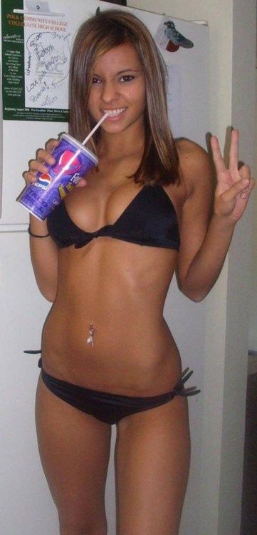 Amazing pic with stunning teen