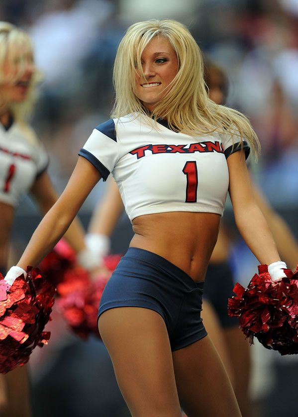 Awesome girlfriend pic with stunning blonde athletic body