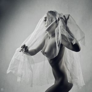 Beautiful hooters in a amazing pic