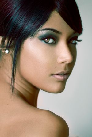 Over the shoulder look from Brittney