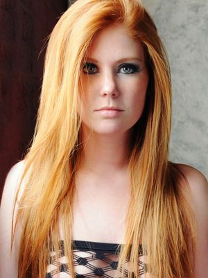 Stunning lace in a hot pic