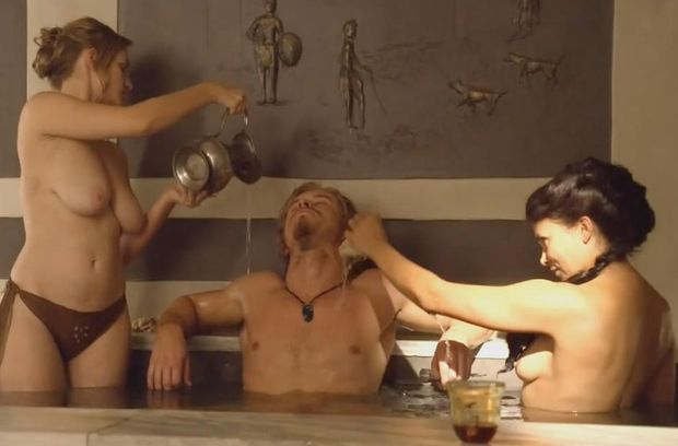 Jenna Lind in sex caps from Spartacus War of the Damned