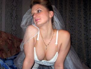 Stunning brunette in a amazing amateur pic