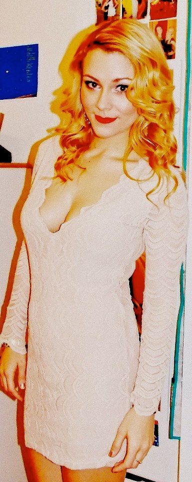 gorgeous slut in tight dress with big tits