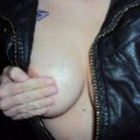 Beautiful lesbian brunette in a hot pussy selfshot pic