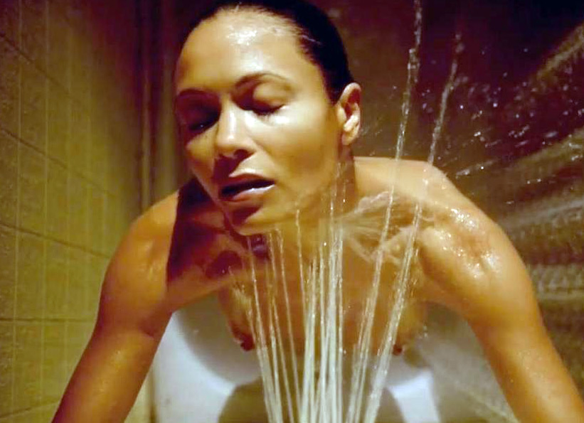 Thandie Newton naked scenes from Rogue