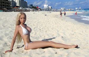 Valeria Lukyanova (Barbie girl) 3