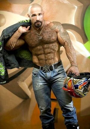 Awesome pic with a fabulous gay