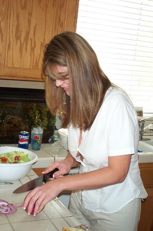 Amazing milf in awesome picture