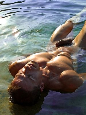 Hot gay in a amazing picture