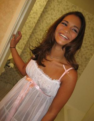 lovely babe wearing cute lingerie