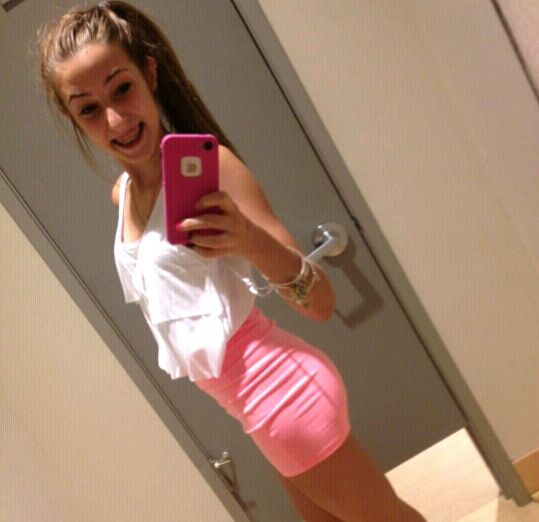 Sexy teen in this incredible amateur selfshot photo