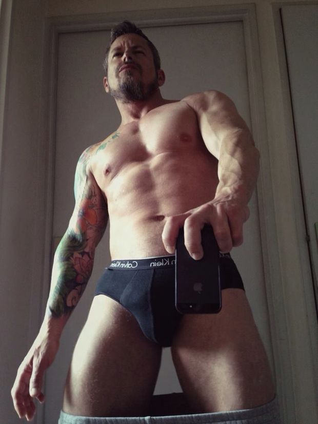 Eric Bennouchene (Gay Pornstar)