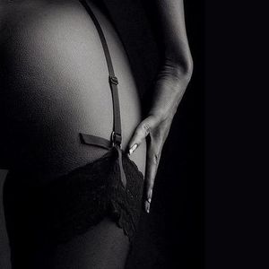 Amazing butt bra in a awesome classic picture