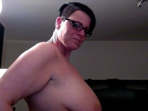 Molly-Sun hat 1 neues Video im Private Shop hochgeladen