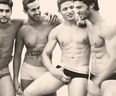 Hot pic with a lovely gay