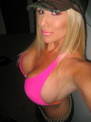 Beautiful blonde rack in a incredible amateur selfshot photo