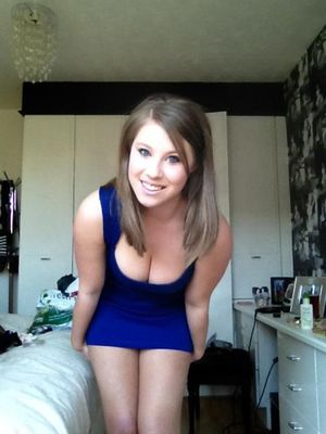 Hot beginners picture with a hot brunette boobs