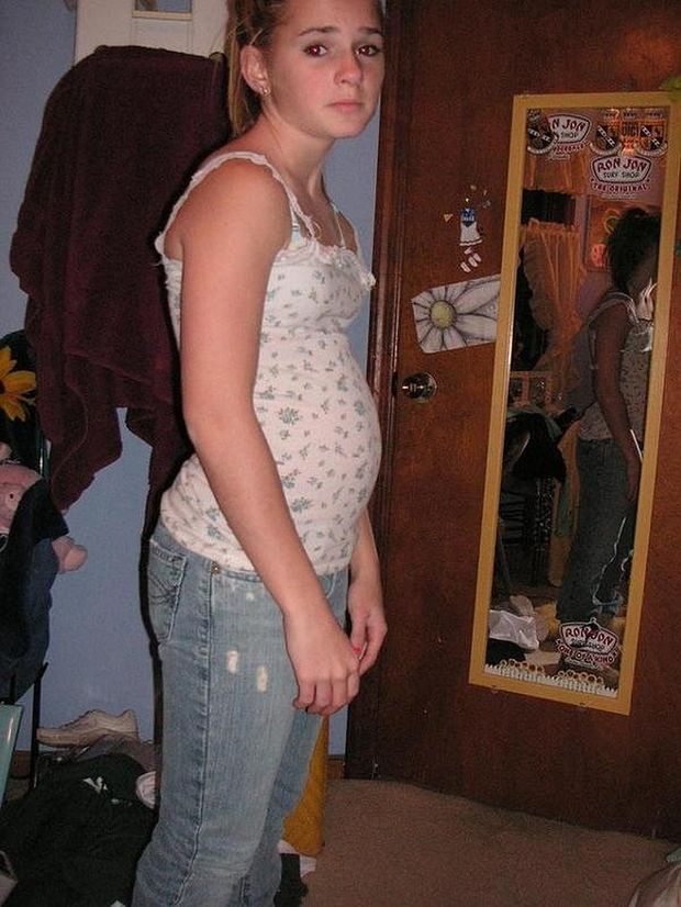 Awesome picture with a hot teen