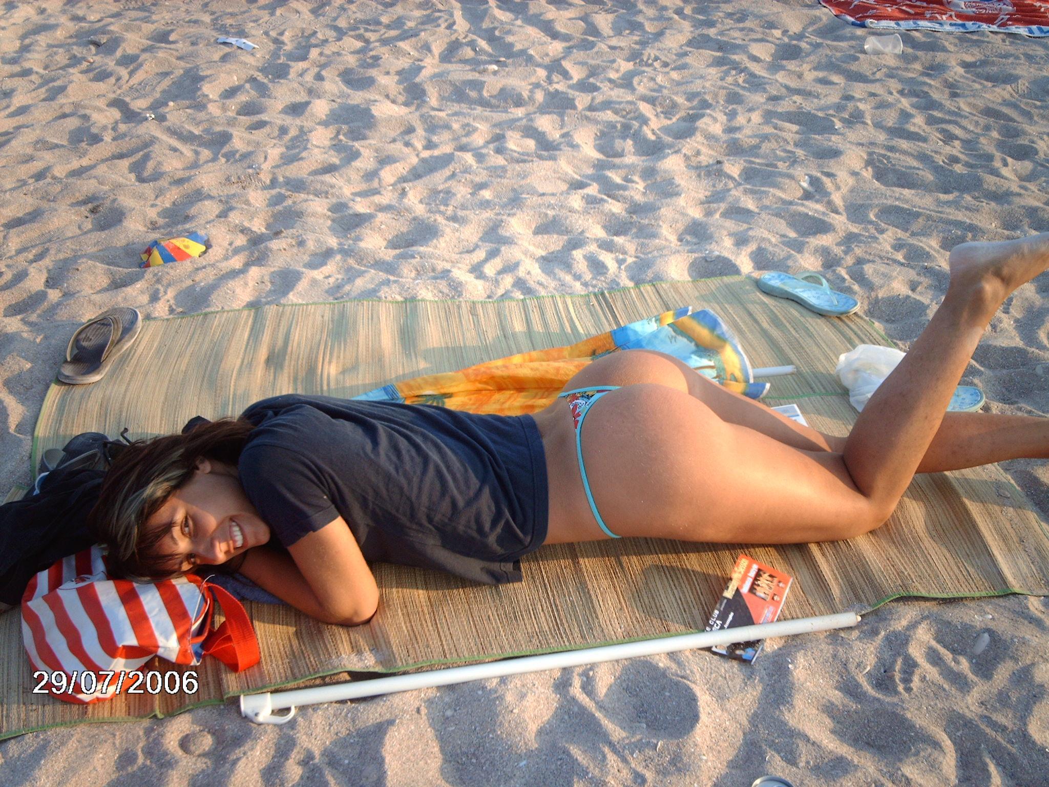 nice bikini thong in latina ass