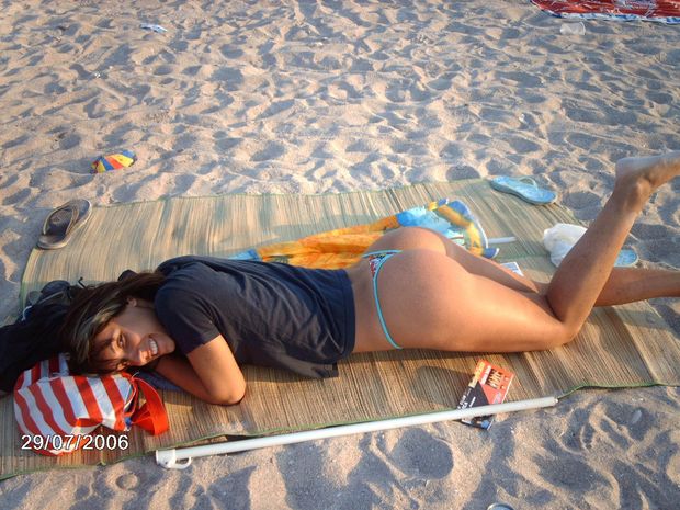 nice bikini thong in latina ass