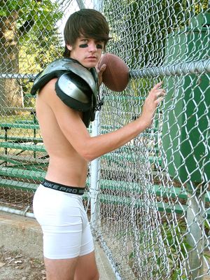 Lovely gay in a amazing cosplay pic