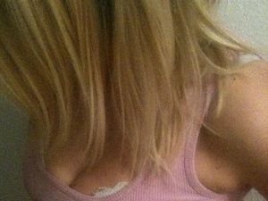 hotsara0000 hat 1 neuen Videoclip im Profil!