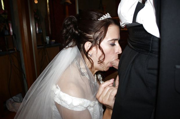 Hot beginners in a awesome novice blowjob pic