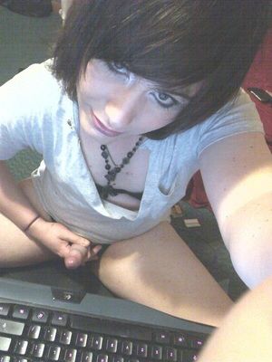 Gorgeous emo in this hot solo picture