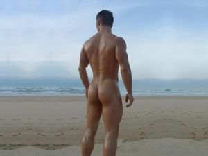 Hot pic with sexy gay booty