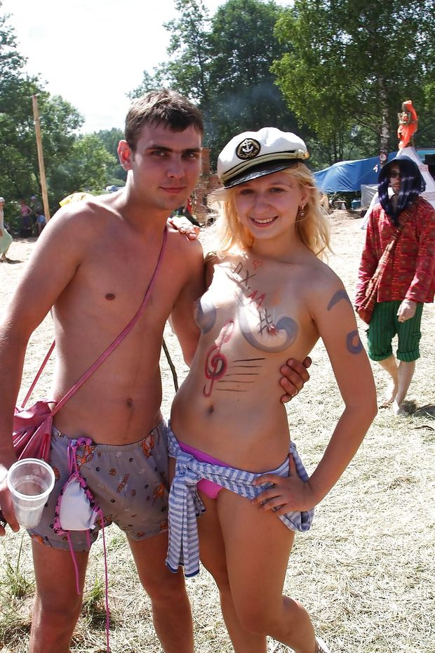 Lovely teen homemade in a hot amateur pic