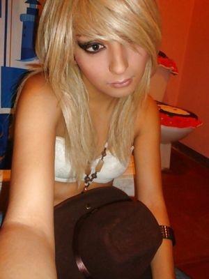 Beautiful emo blonde in a hot photo