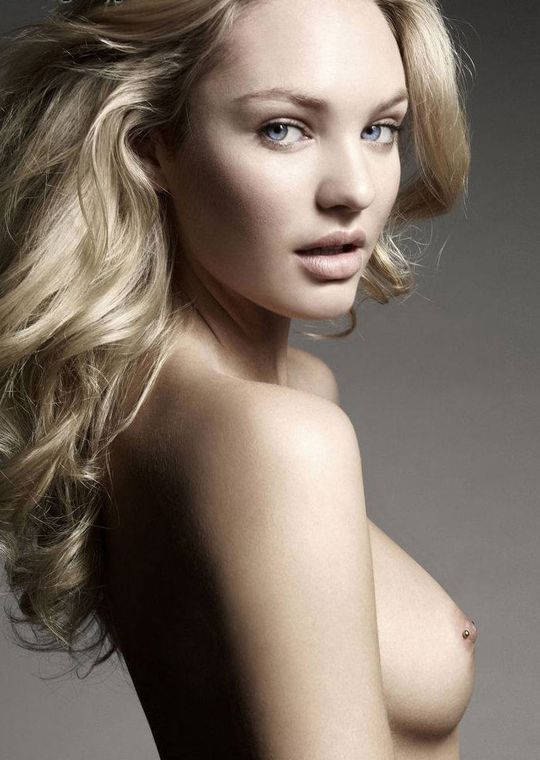 Superb blonde in a awesome photo