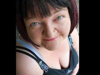 MiaMariella hat 1 neuen Videoclip im Profil!