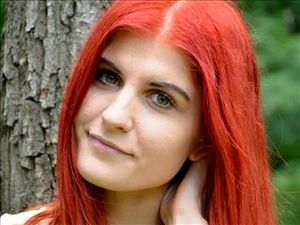 SweetRedBeauty hat 1 neues Bild im Profil!