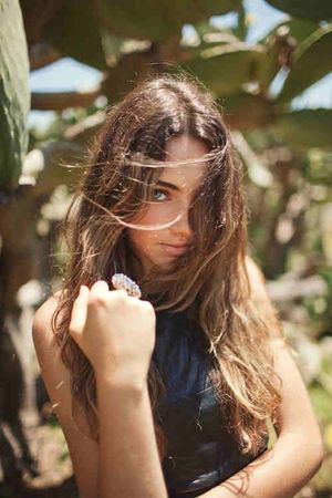 Sexy teen in amazing pic