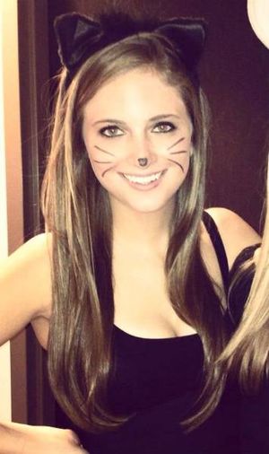 amateur halloween kitty