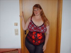 Curly82 hat 1 neues Video im Private Shop hochgeladen