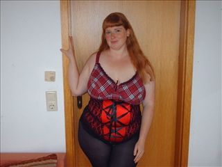 Curly82 hat 1 neues Video im Private Shop hochgeladen