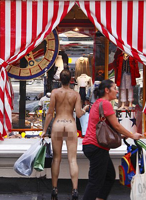 Hottie Public Nudity In NYC...