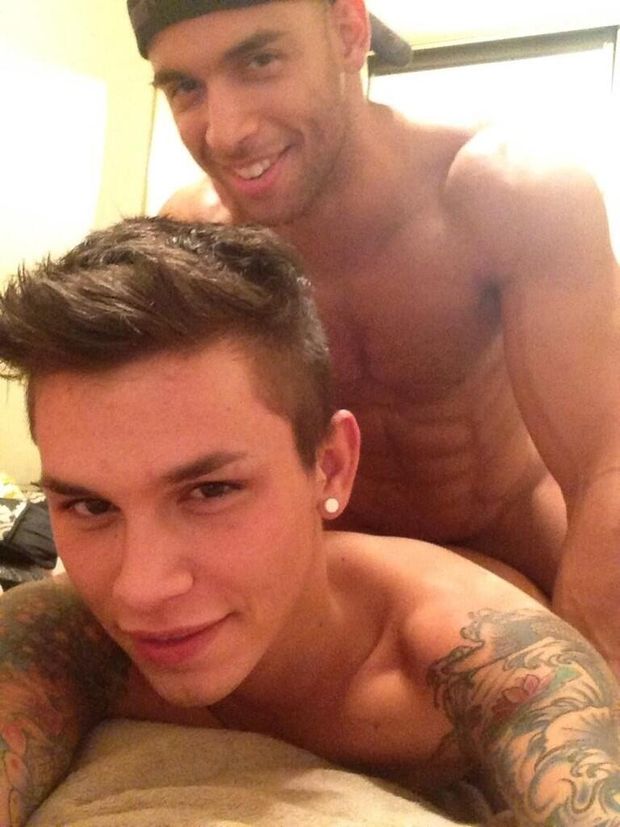 gay pornstar Sean Zevran! (real name: Josiah Jennings) â™¥