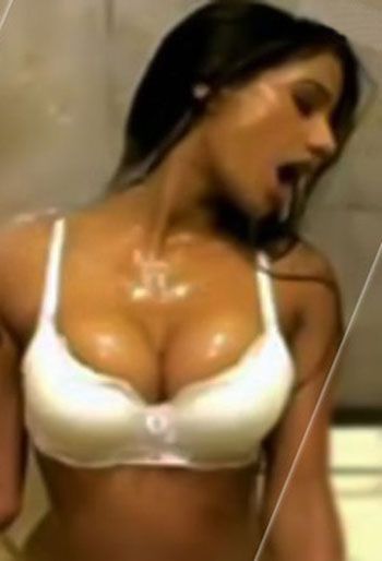 Poonam pandey