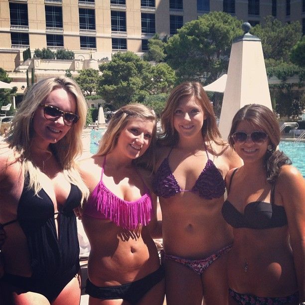 Hot rookie picture with beautiful big tits amateur