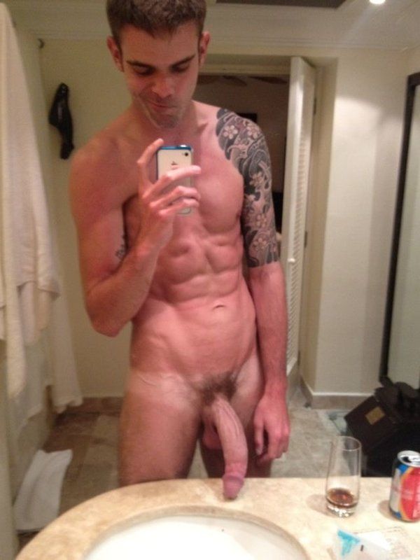 Fabulous novice in this hot novice selfshot picture