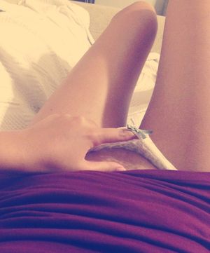 Amateur Girl Self Shot