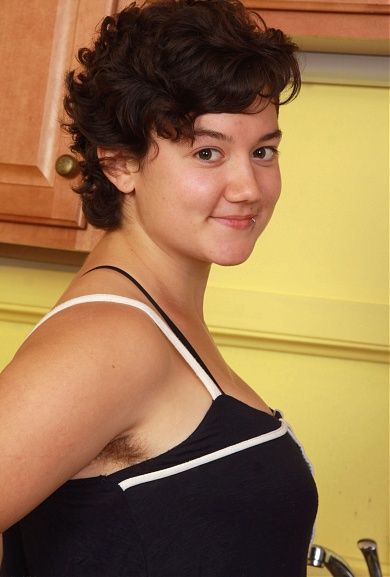 Please welcome all natural nothern California model Kimmy to ATK Hairy and thanks go to Tom Mayes for recruiting and shooting this lovely curvy hairy model for our site members to enjoy WANT TO SEE MORE OF OUR HAIRY MODELS? CLICK HERE!